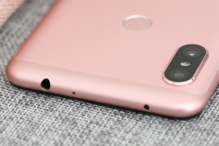 Điện thoại Xiaomi Redmi Note 6 Pro 32GB Màu Vàng Hồng