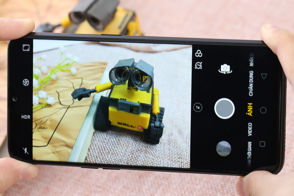 Điện thoại realme 2 Pro 8GB/128GB Màu Đen