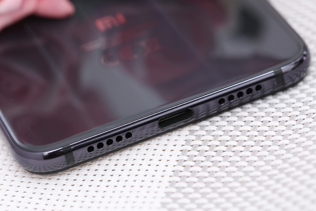Điện thoại Xiaomi Mi 8 Lite Màu Đen