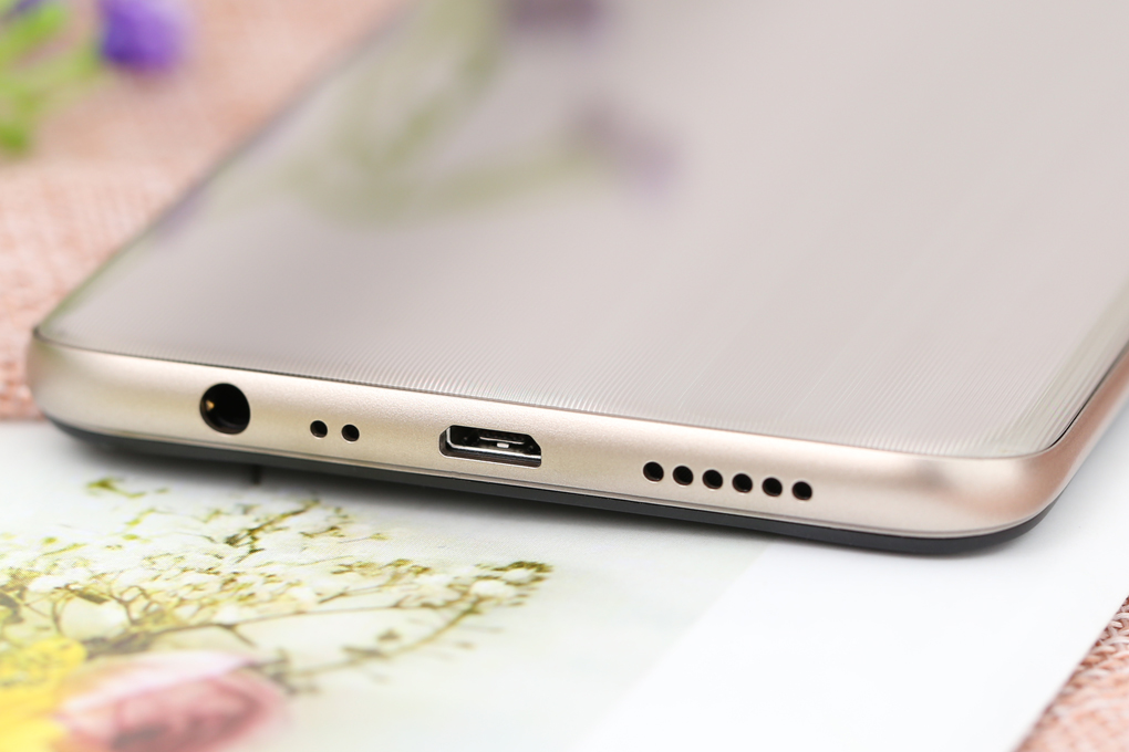 Điện thoại OPPO A7