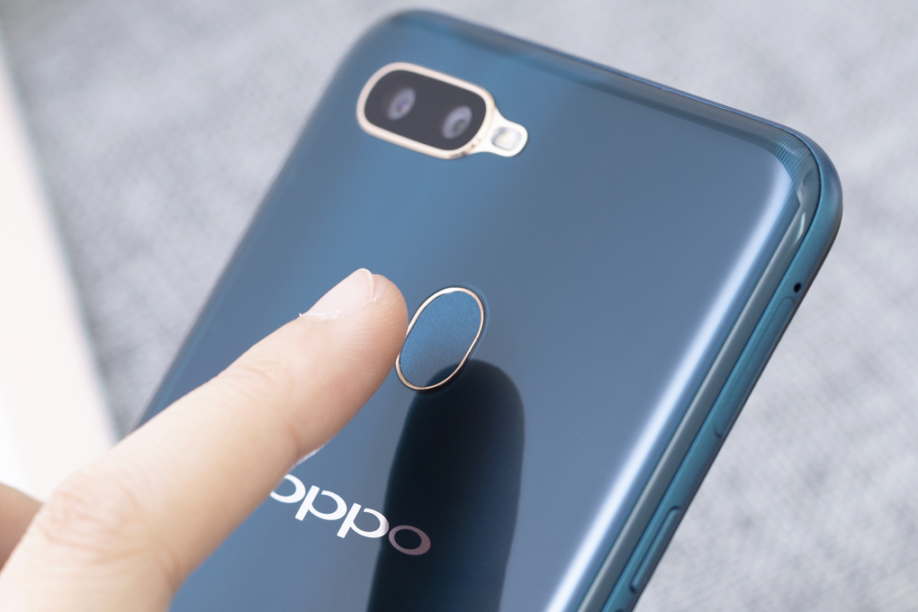 Điện thoại OPPO A7