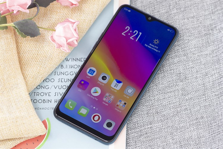 Điện thoại OPPO A7