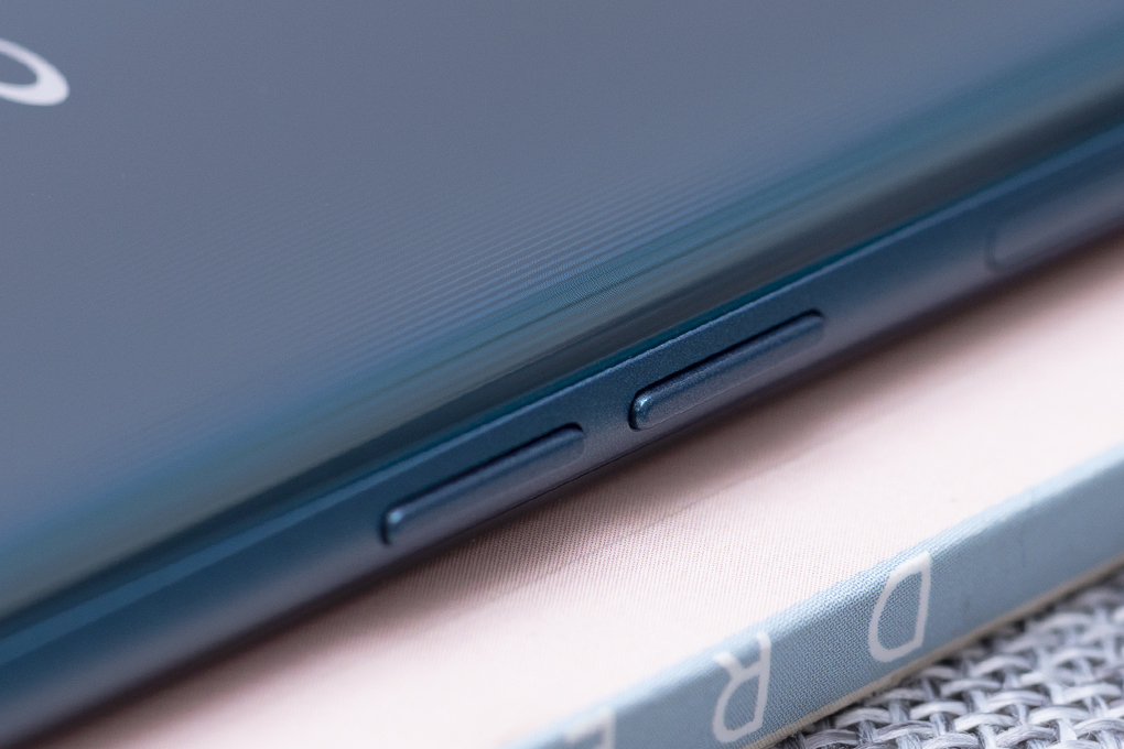 Điện thoại OPPO A7
