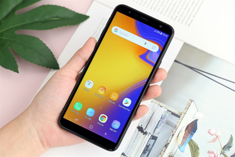 Điện thoại Samsung Galaxy J4 Core