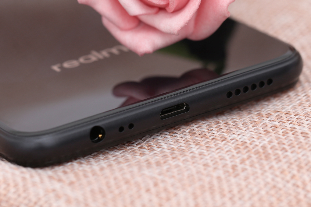 Điện thoại realme 2 4GB/64GB Màu Đen