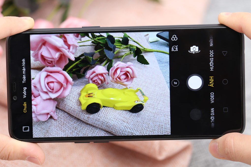 Điện thoại realme 2 4GB/64GB Màu Đen