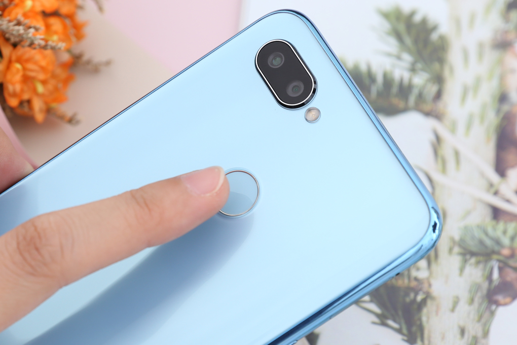 Điện thoại realme 2 Pro 4GB/64GB Màu Xanh Dương