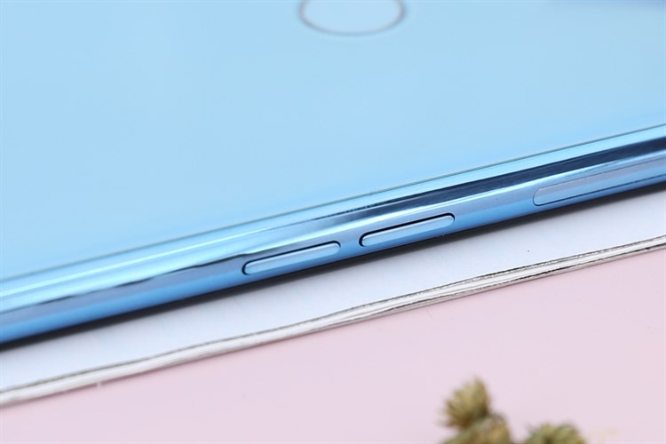 Điện thoại realme 2 Pro 6GB/64GB Màu Xanh Dương