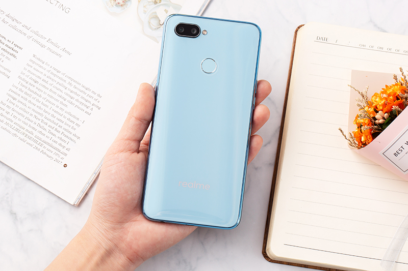 Trải nghiệm điện thoại Realme 2 Pro