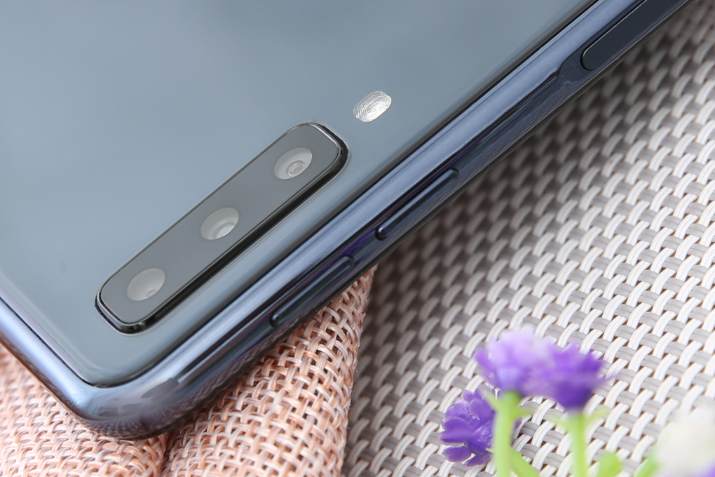 Điện thoại Samsung Galaxy A7 (2018) 128GB