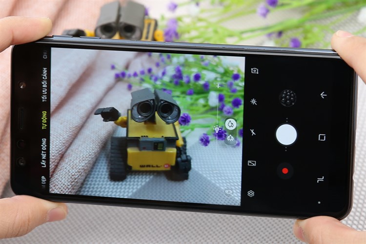 Điện thoại Samsung Galaxy A7 (2018) 128GB