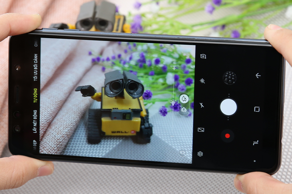Điện thoại Samsung Galaxy A7 (2018) 128GB