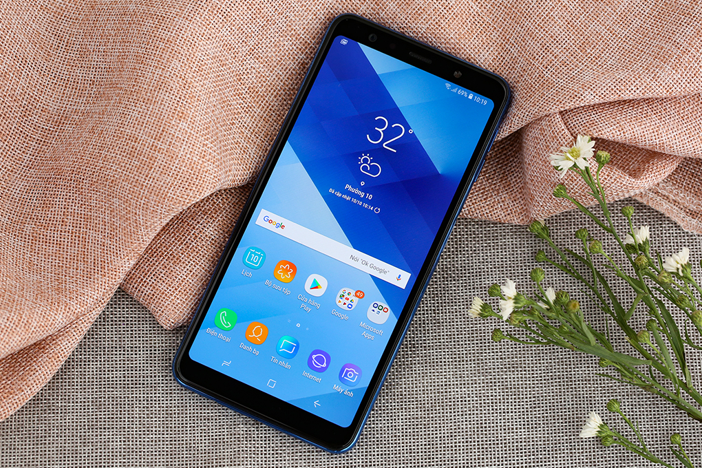 Điện thoại Samsung Galaxy A7 (2018) 128GB