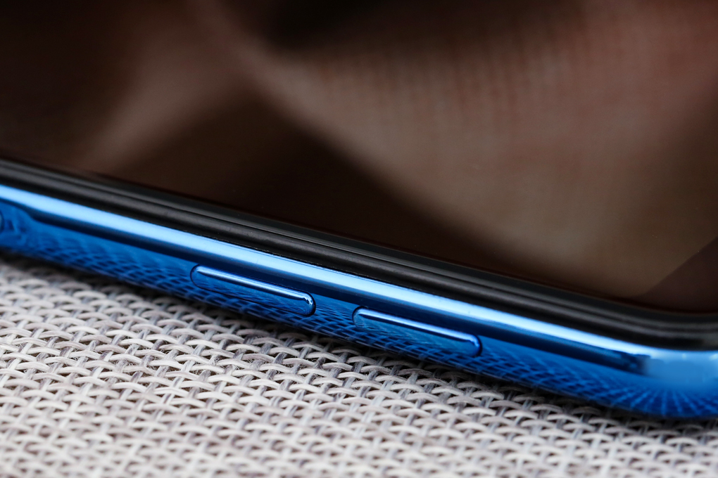 Điện thoại Samsung Galaxy A7 (2018) 128GB