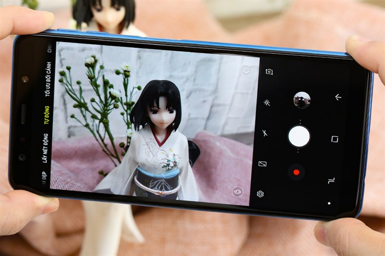 Điện thoại Samsung Galaxy A7 (2018) 128GB