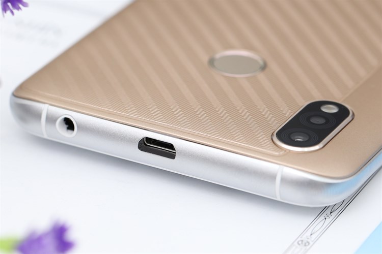 Điện thoại Coolpad Mega 5