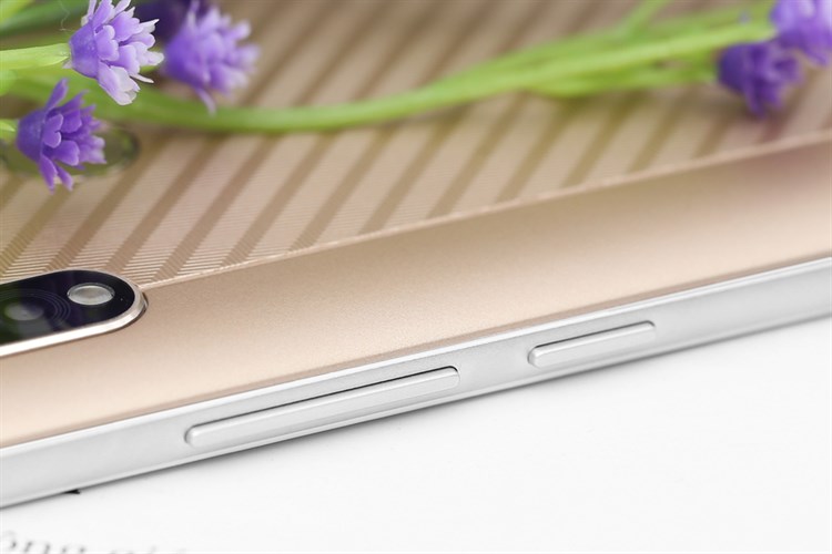 Điện thoại Coolpad Mega 5