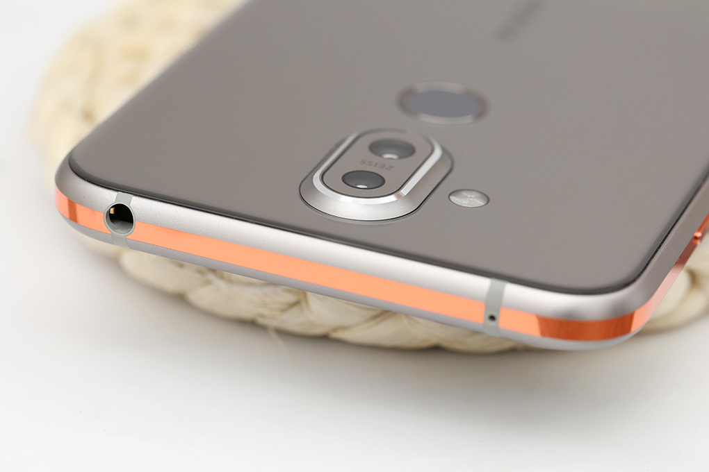 Điện thoại Nokia 8.1