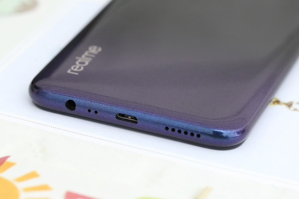 Điện thoại realme 3 32GB Màu Đen