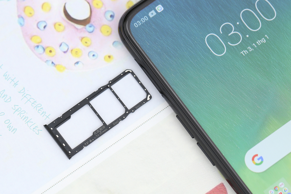 Điện thoại realme 3 32GB Màu Đen
