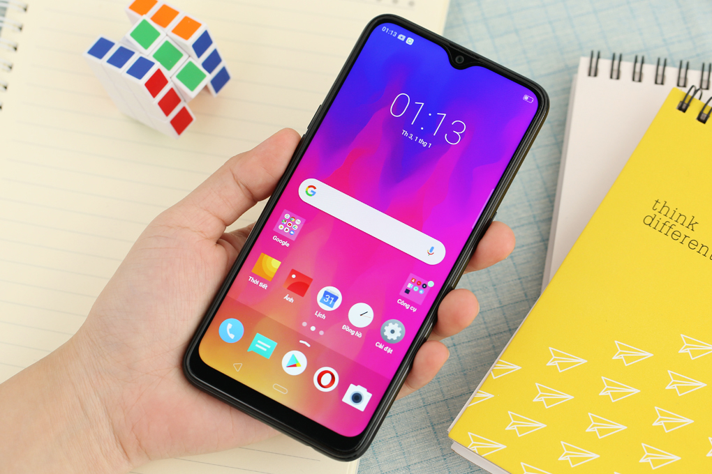 Điện thoại realme 3 32GB Màu Đen nhãn