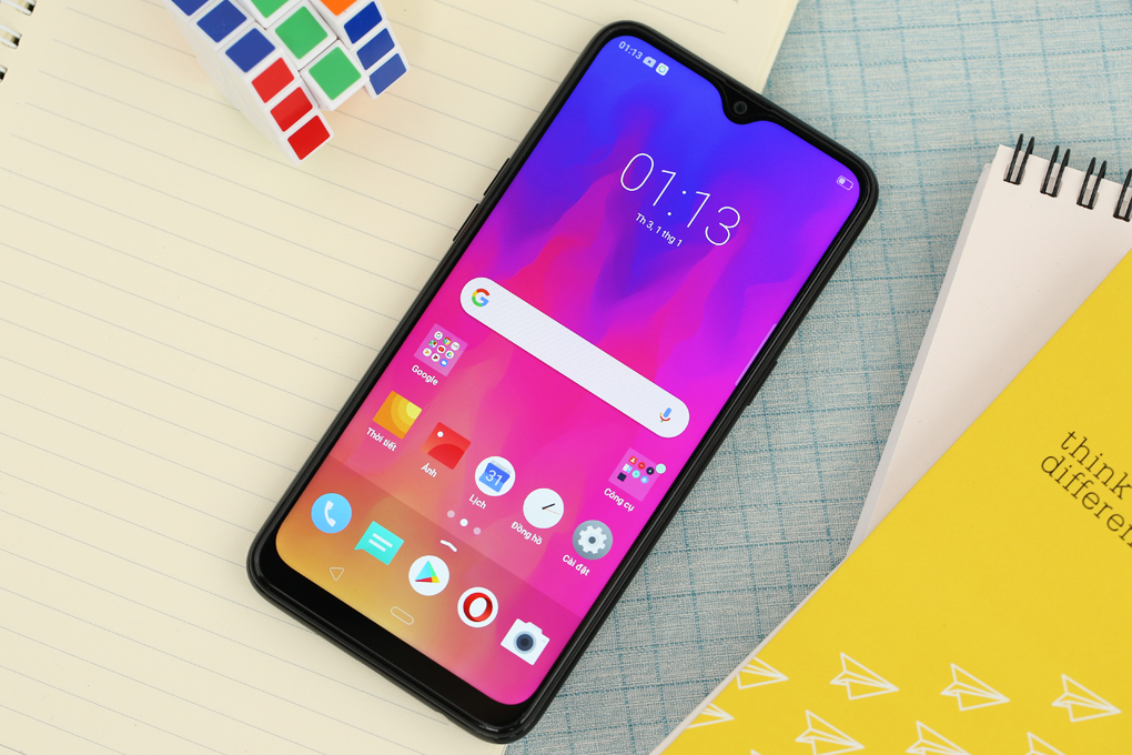 Điện thoại realme 3 32GB Màu Đen nhãn