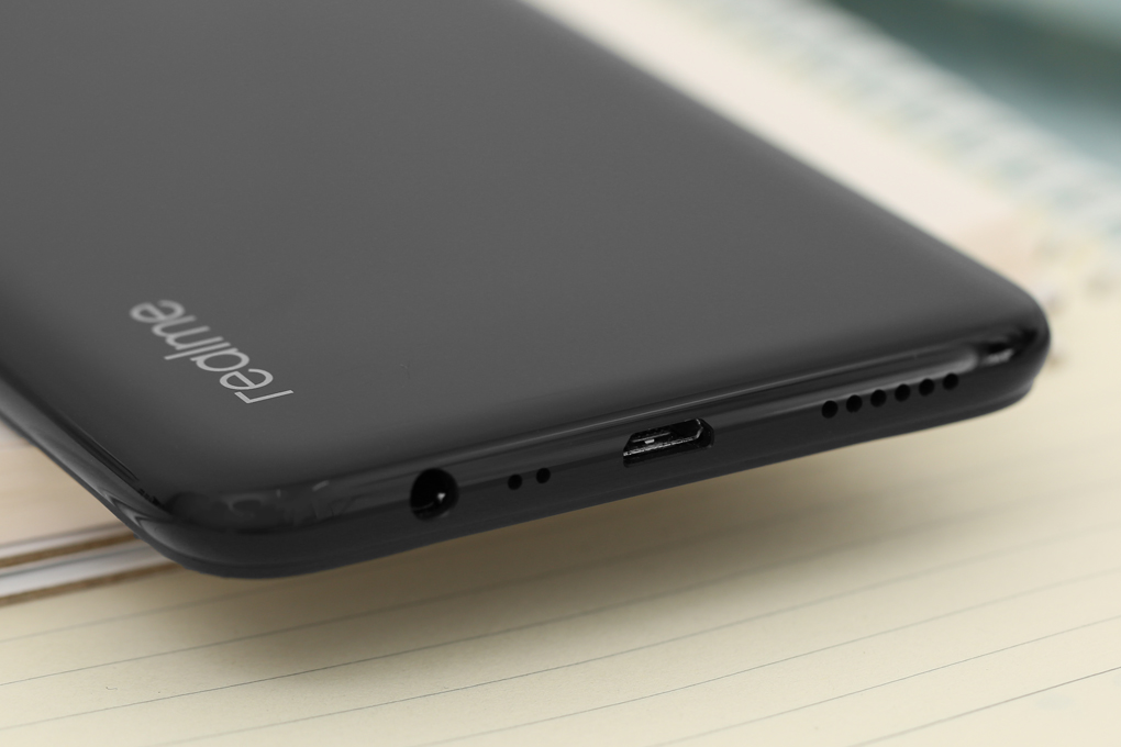 Điện thoại realme 3 32GB Màu Đen nhãn