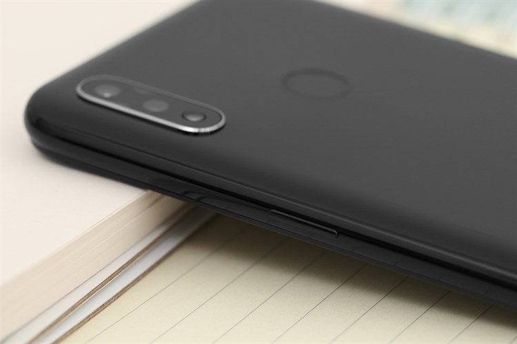 Điện thoại realme 3 32GB