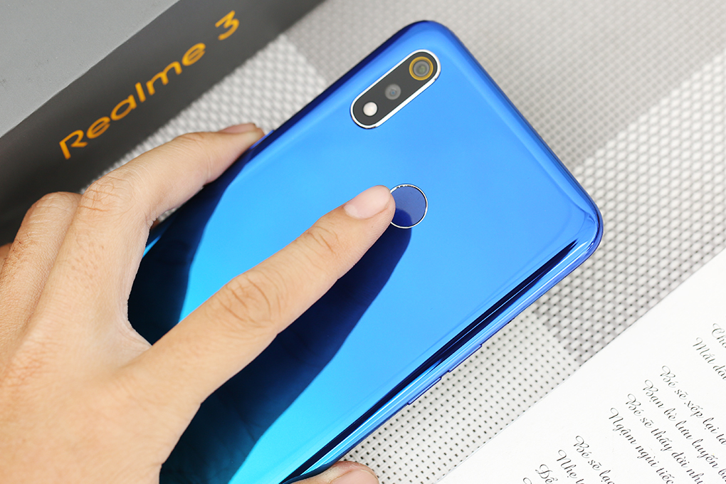 Điện thoại realme 3 32GB Màu Xanh lá