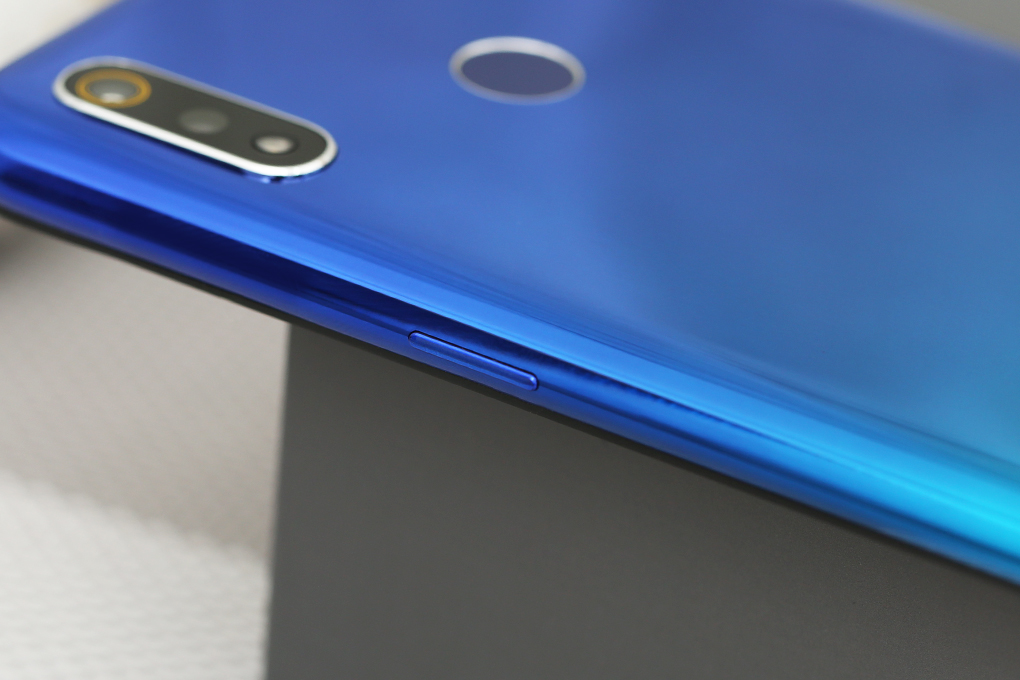 Điện thoại realme 3 32GB Màu Xanh lá