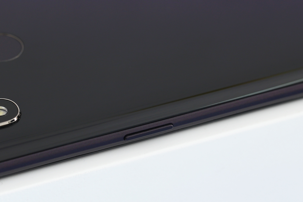 realme 3 Pro (4GB/64GB) - 18