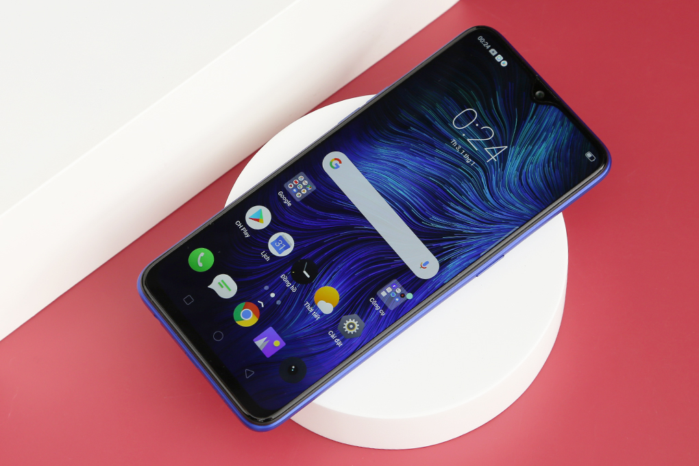 Điện thoại realme 3 Pro (4GB/64GB) Màu Xanh Dương