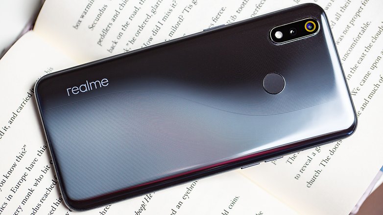 Cấu hình của điện thoại Realme 3 Pro chính hãng