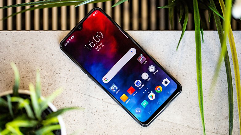 Cấu hình của điện thoại Realme 3 Pro chính hãng