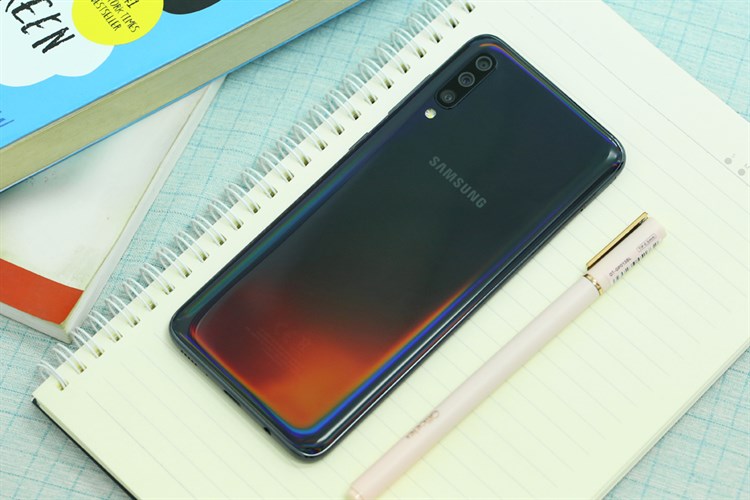 Điện thoại Samsung Galaxy A70