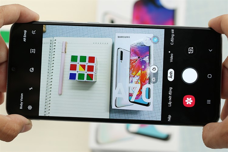 Điện thoại Samsung Galaxy A70