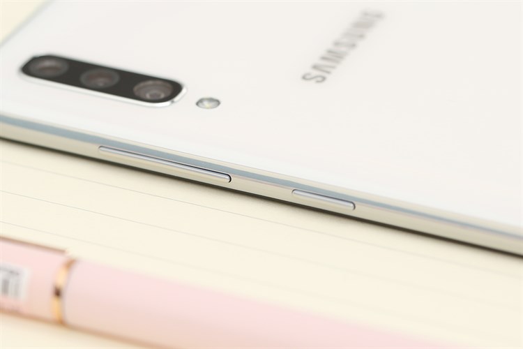 Điện thoại Samsung Galaxy A70