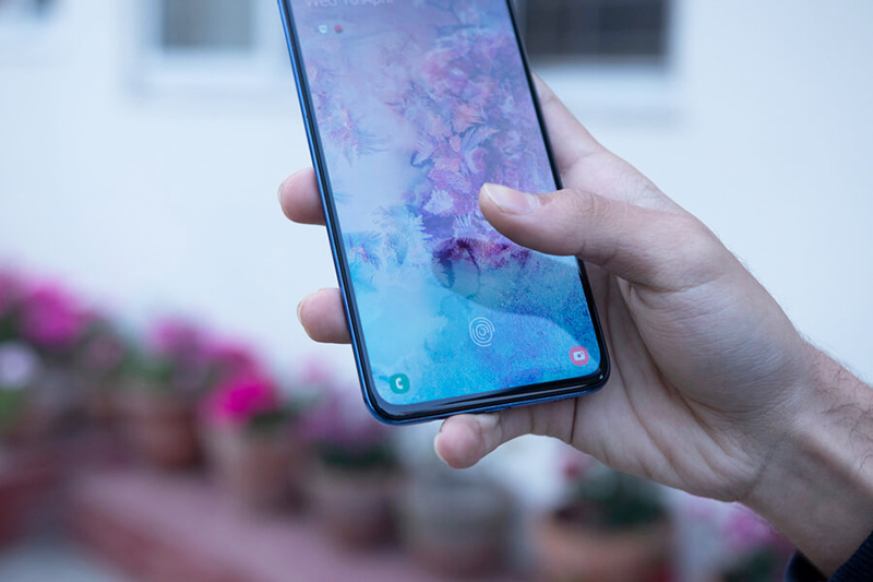 Samsung Galaxy A70 | Vân tay dưới màn hình