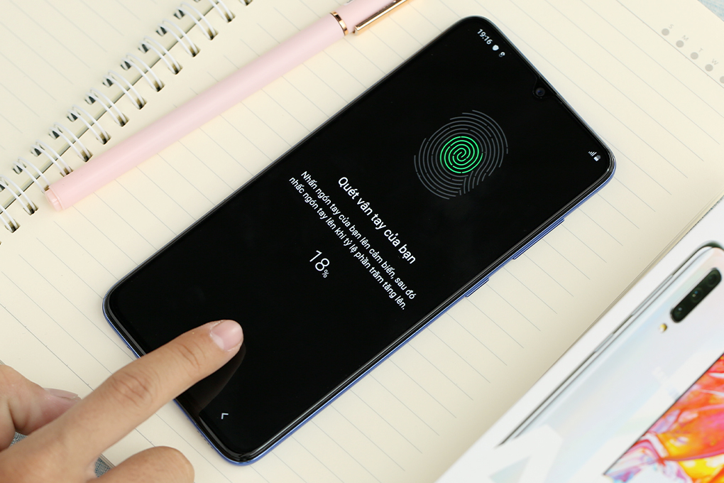 Điện thoại Samsung Galaxy A70
