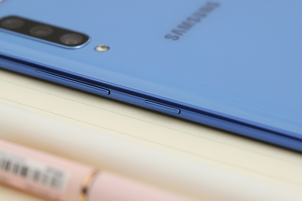 Điện thoại Samsung Galaxy A70