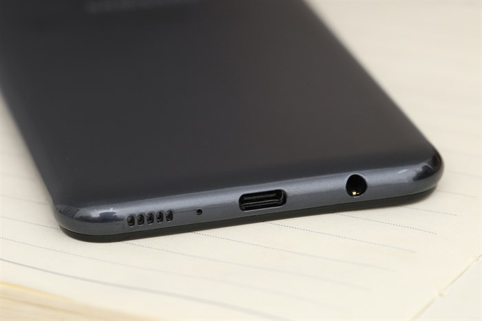 Điện thoại Samsung Galaxy M20