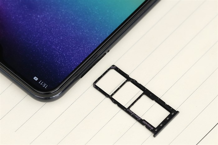 Điện thoại Samsung Galaxy M20