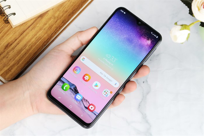 Điện thoại Samsung Galaxy M20