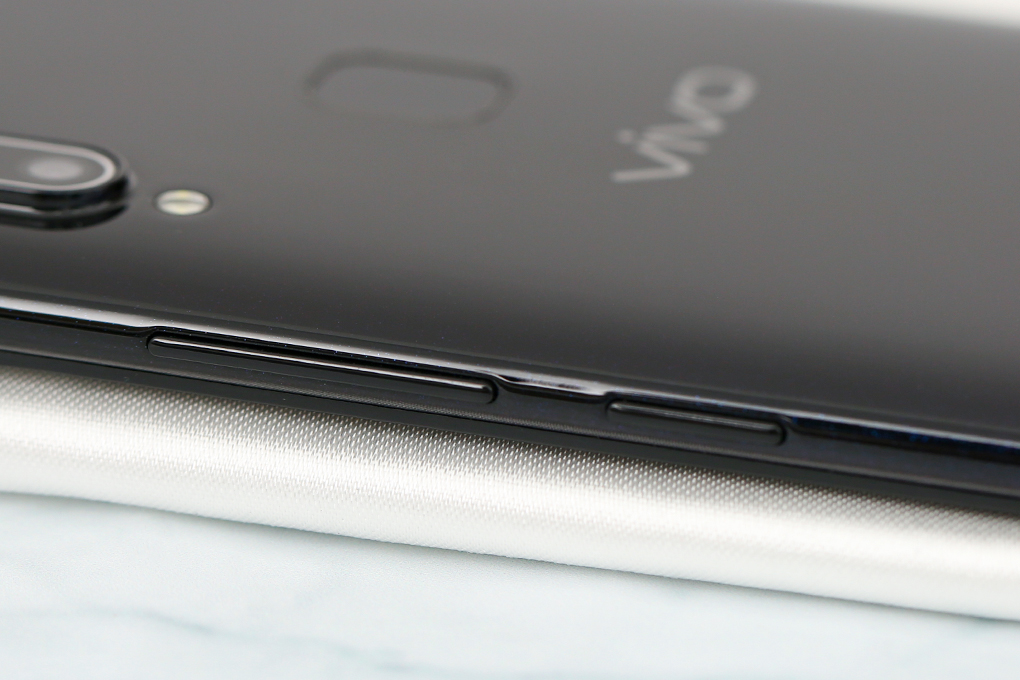 Điện thoại Vivo Y91 Màu Đen