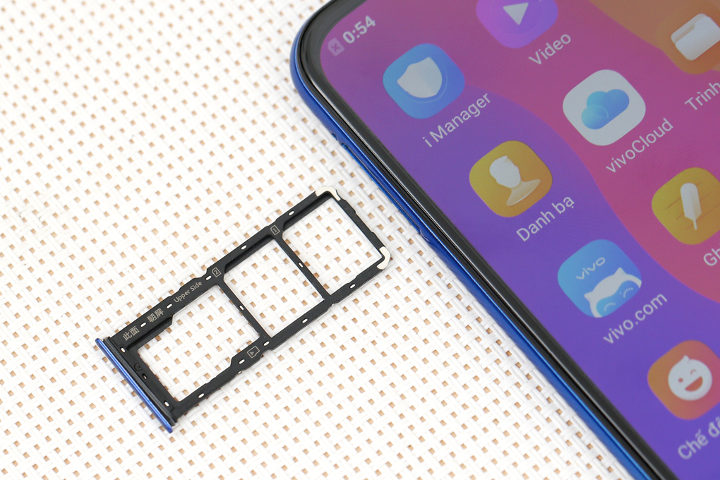 Điện thoại Vivo Y91 Màu Xanh Dương