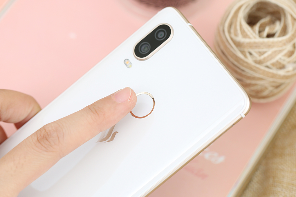 Điện thoại Vsmart Active 1