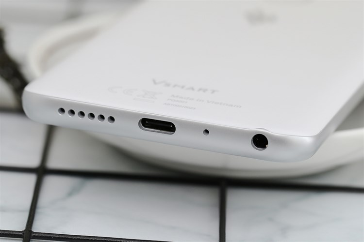 Điện thoại Vsmart Joy 1 32GB