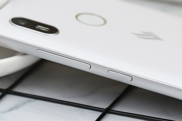 Điện thoại Vsmart Joy 1 32GB