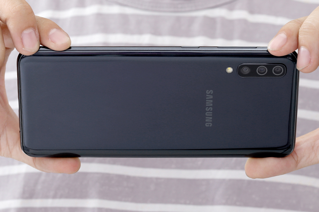 Điện thoại Samsung Galaxy A50 64GB