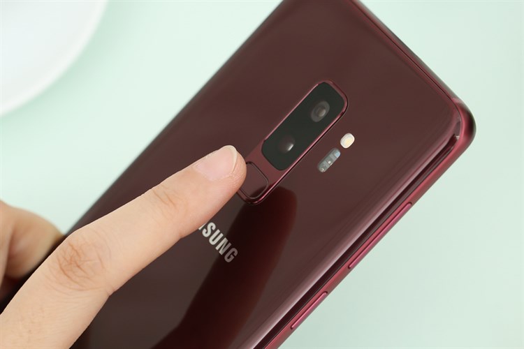Điện thoại Samsung Galaxy S9+ 64GB Vang Đỏ